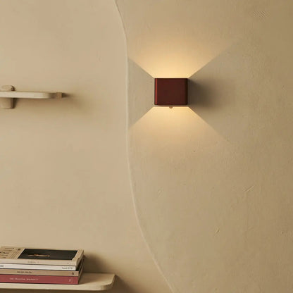 Tess Bronze Rechargeable Wall Lamp – Motion sensor, 20 Different Light Modes, Dimmable, Magnetic Suspension System Lamp & Including Remote Control-2